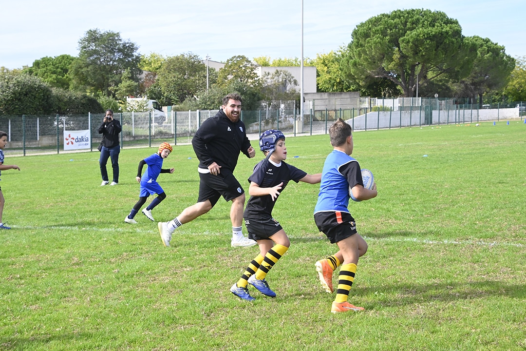 Les Pros du MHR jouent les entraîneurs pour les jeunes du ROL